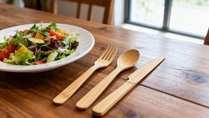 Como selecionar fornecedores premium de talheres descartáveis com certificações FSC e rastreabilidade de materiais para segurança alimentar